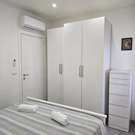 Apartment Casetta Di Nonno Paolo Giardini-Naxos