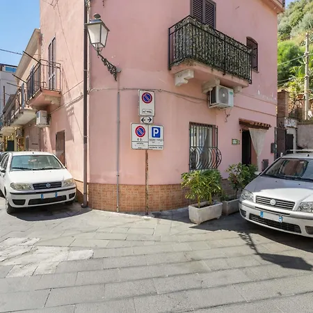 Casetta Di Nonno Paolo Appartamento Giardini Naxos